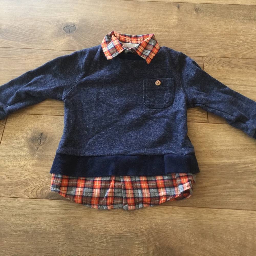 Sweatshirt